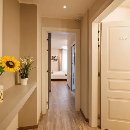 Etruska Luxury Trastevere 2* Rome