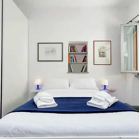 Coronari Apartment