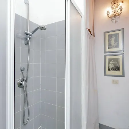 Coronari Apartment *
