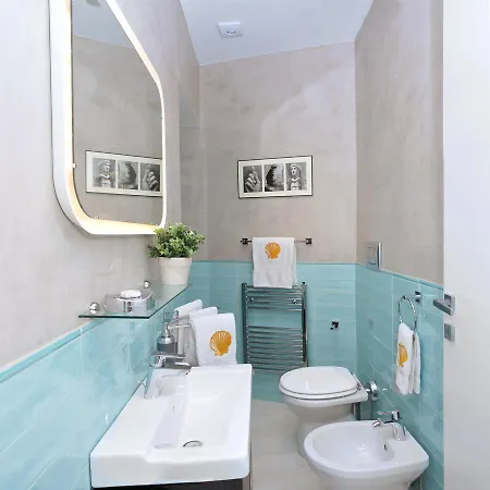 Saint Peter Luxury Top Floor Apartment Rome