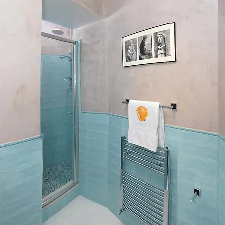 Saint Peter Luxury Top Floor Apartment Rome