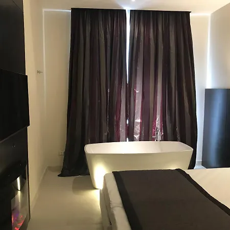 Holidays Boutique Bed & Breakfast Rom