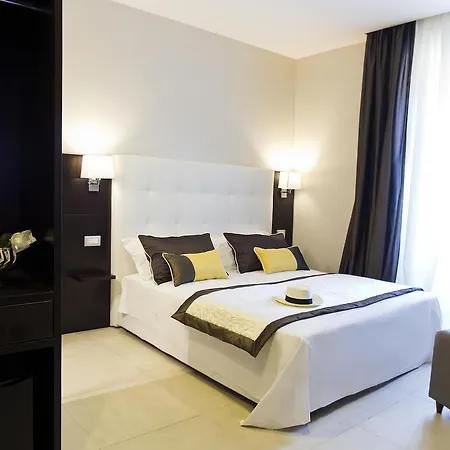 Bed & Breakfast Holidays Boutique