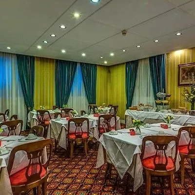 Atlante Garden Hotel 4*