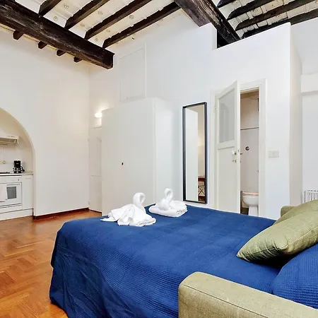 Coronari Apartment Rome