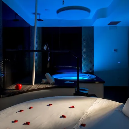 Suitesistina For Brave Lovers Bed & Breakfast Roma