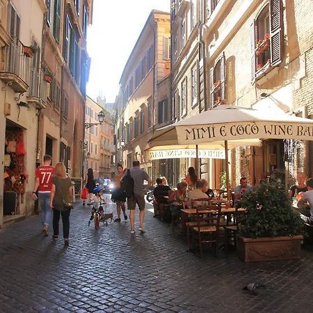 Navona Residenza De Charme Bed & Breakfast 2*