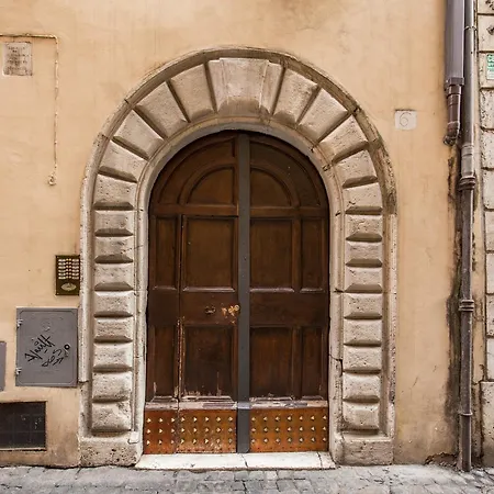 Governo Vecchio Apartment *