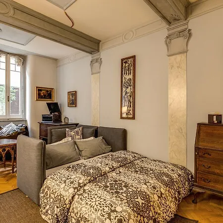 Governo Vecchio Apartment Rome