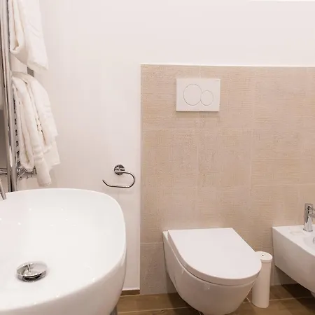 Guest house Nazionale Palace 2*