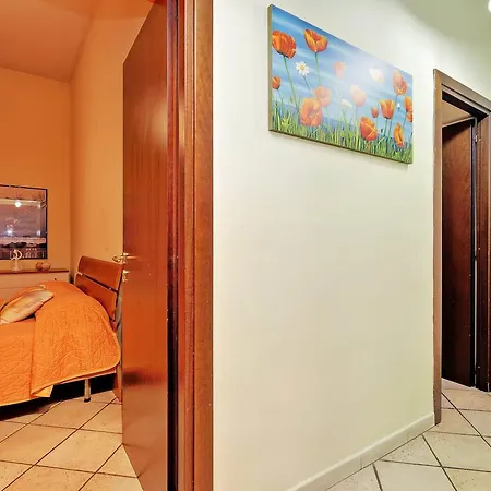 Apartment Colosseo With Garden