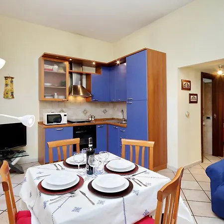 Apartment Colosseo With Garden