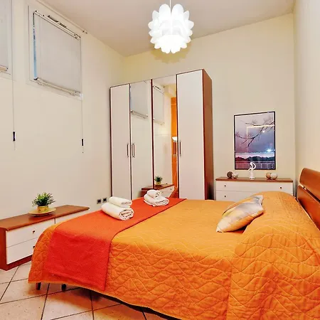 Apartment Colosseo With Garden