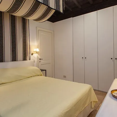 Teatro Pace Apartment *