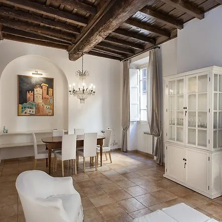 Teatro Pace Apartment *