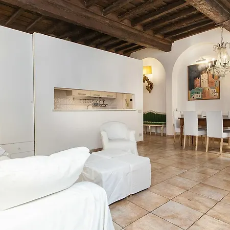 Teatro Pace Apartment *