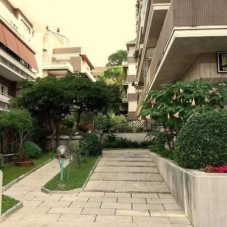 Apt Attico 203 * Rom