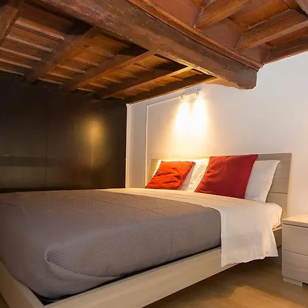 Corso Terrace Apartment