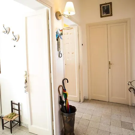 Via Paolo Segneri Apartment *