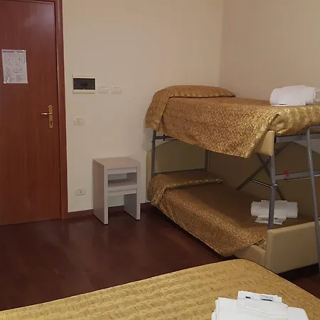 Hotel Casa Per Ferie Oasi San Giuseppe 3*