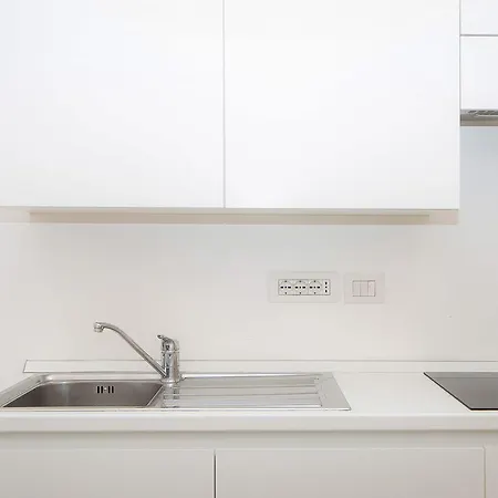 Apartment Arenula *