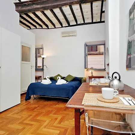 Coronari Apartment Rome