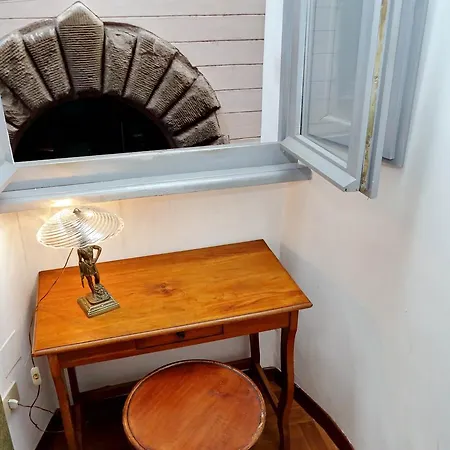 Coronari Apartment