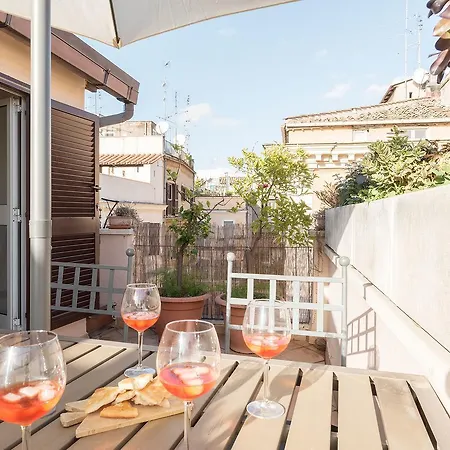 Apartment Penthouse With Terrace In The Heart Of