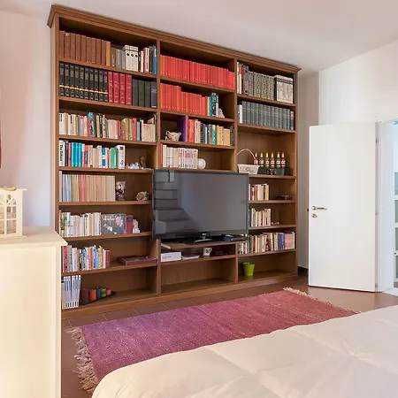 Apartment Penthouse With Terrace In The Heart Of Rome