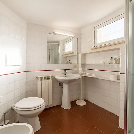 Apartamento Penthouse With Terrace In The Heart Of