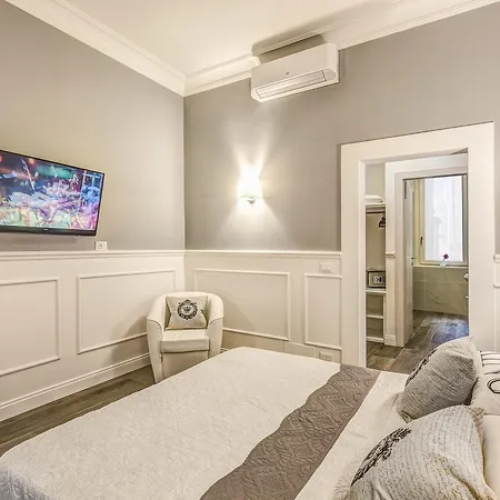 Guest house Piazza Di Spagna Just For Us 3*
