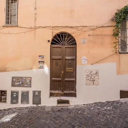 Apartment Homehouse Garofano - Rione Monti - Colosseum