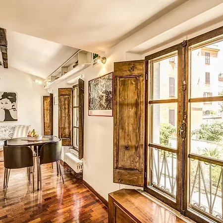 Homehouse Garofano - Rione Monti - Colosseum * Rome