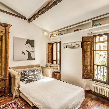 Homehouse Garofano - Rione Monti - Colosseum Apartment *