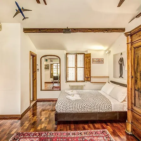 Homehouse Garofano - Rione Monti - Colosseum Apartment Rome