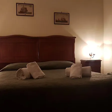 Dimora Storica Urbana Guest house 3*
