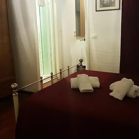 Dimora Storica Urbana Guest house Rome