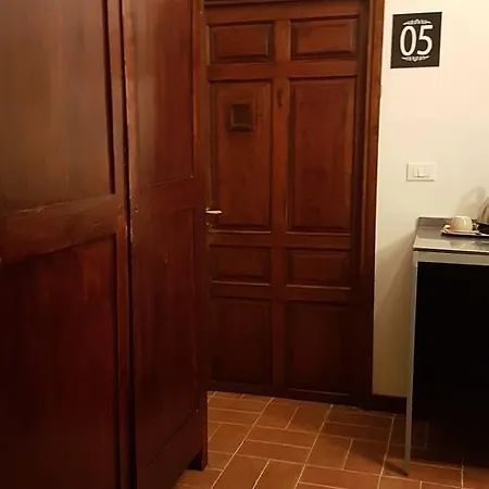 Dimora Storica Urbana 3*