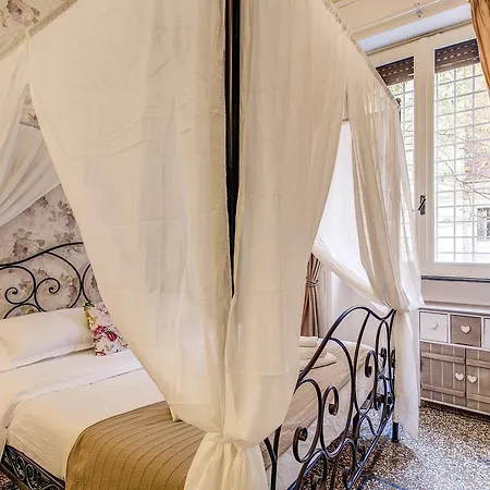 Bed & Breakfast Colosseo Romeo Rome