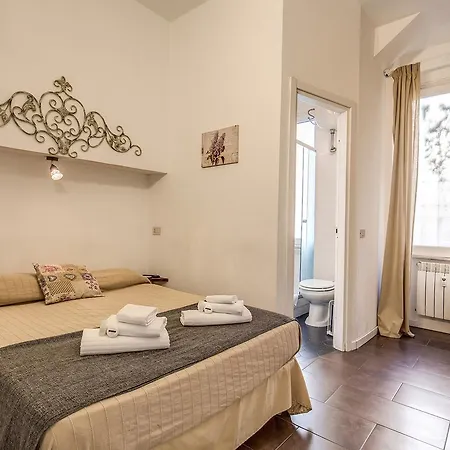 Bed & Breakfast Colosseo Romeo Rome