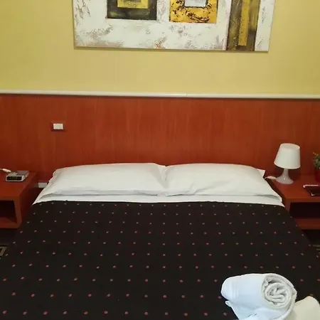 Domus Carmanello Hotel *