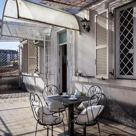 Terrace 2* Rome