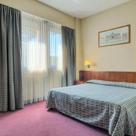 Hotel Petra *