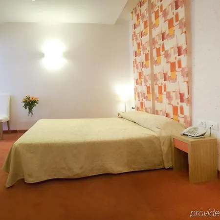 Residenza Domizia Guest house