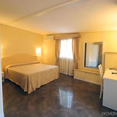 Saturnia 2*