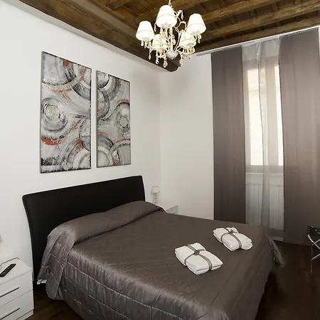 64 Apart Apartment