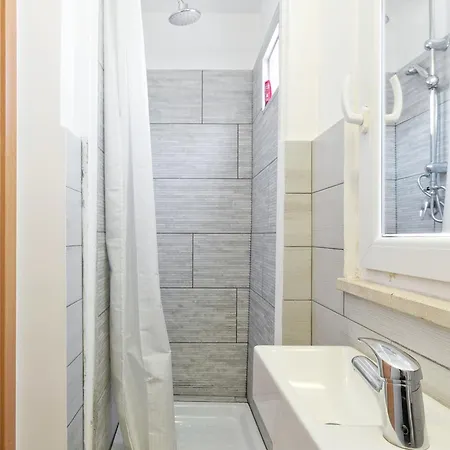 Apartment Vicolo De Renzi Trastevere Rome