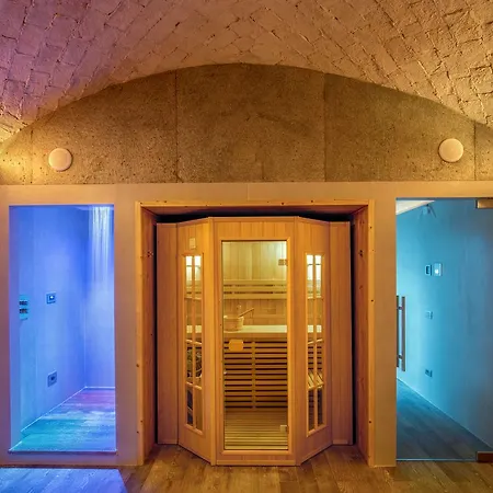 Piccolo Borgo Hotel 3*