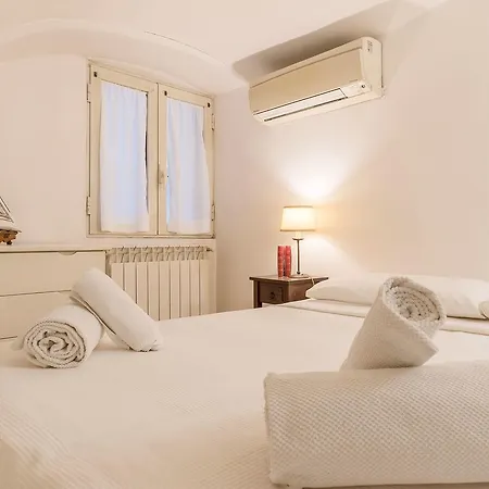 Apartment Sweet Little Near Pantheon Rome