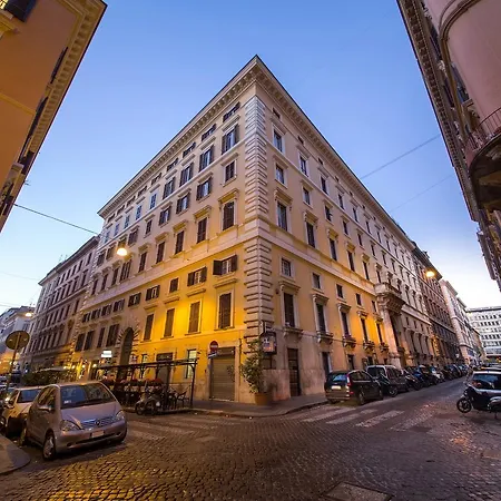 Roma Central Guest House